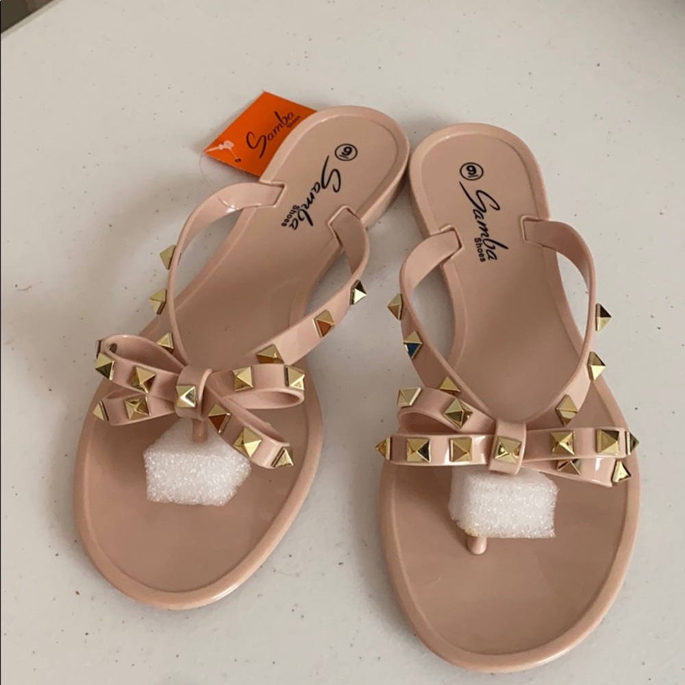 Samba sandals